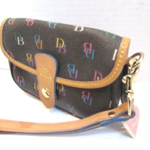 Dooney & Bourke Black Tan Rainbow Wristlet Wallet
